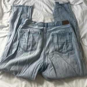American Eagle Outfitters ripped jeans